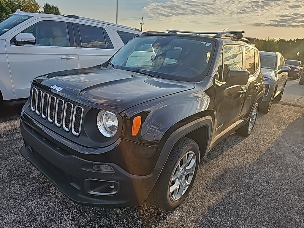 2017 Jeep Renegade Latitude North Edition photo 3