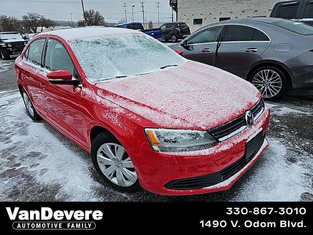 Used 2012 Volkswagen Jetta 2.5L SE Sedan