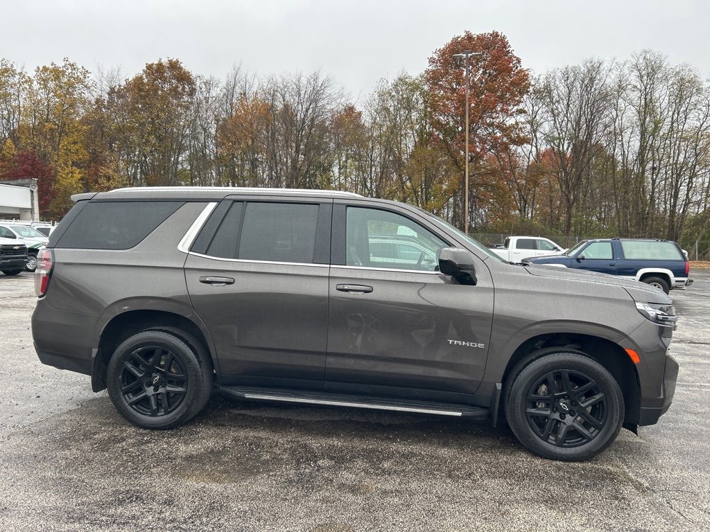 2021 Chevrolet Tahoe LT photo 3