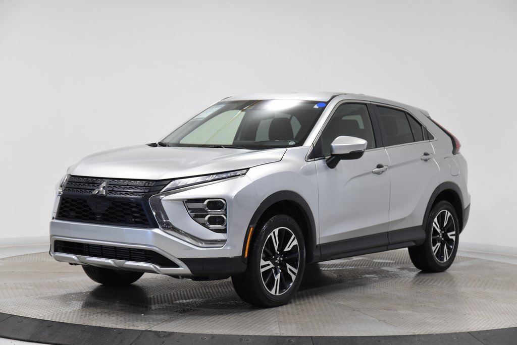 2024 Mitsubishi Eclipse Cross SE photo 3