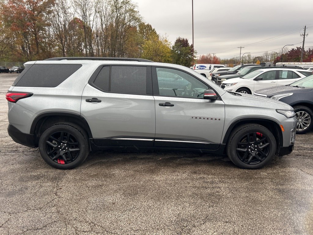 2023 Chevrolet Traverse Premier photo 4