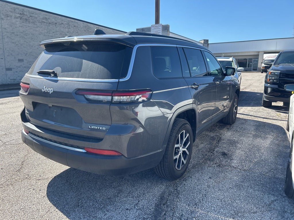 2024 Jeep Grand Cherokee Limited photo 3