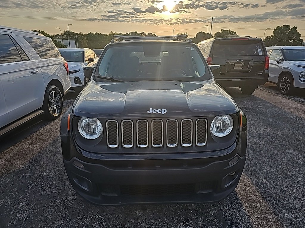 2017 Jeep Renegade Latitude North Edition photo 2