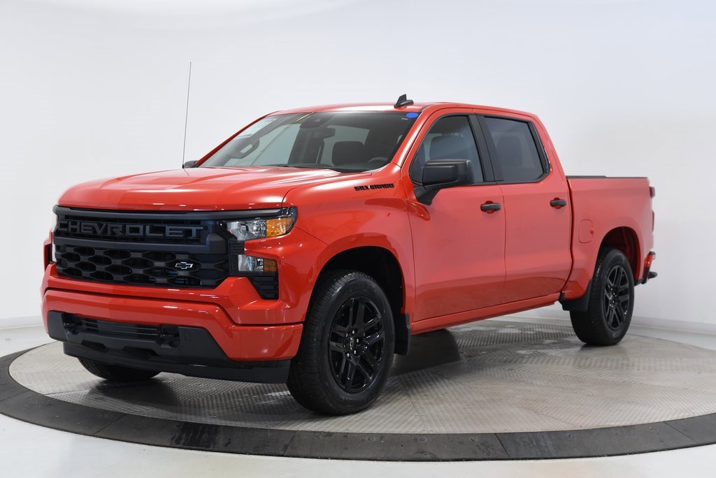 2022 Chevrolet Silverado 1500 Custom photo 3
