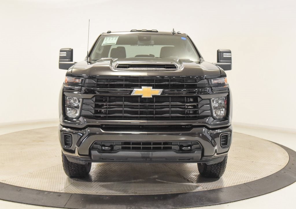 Used 2024 Chevrolet Silverado 2500 HD Custom Truck Crew Cab