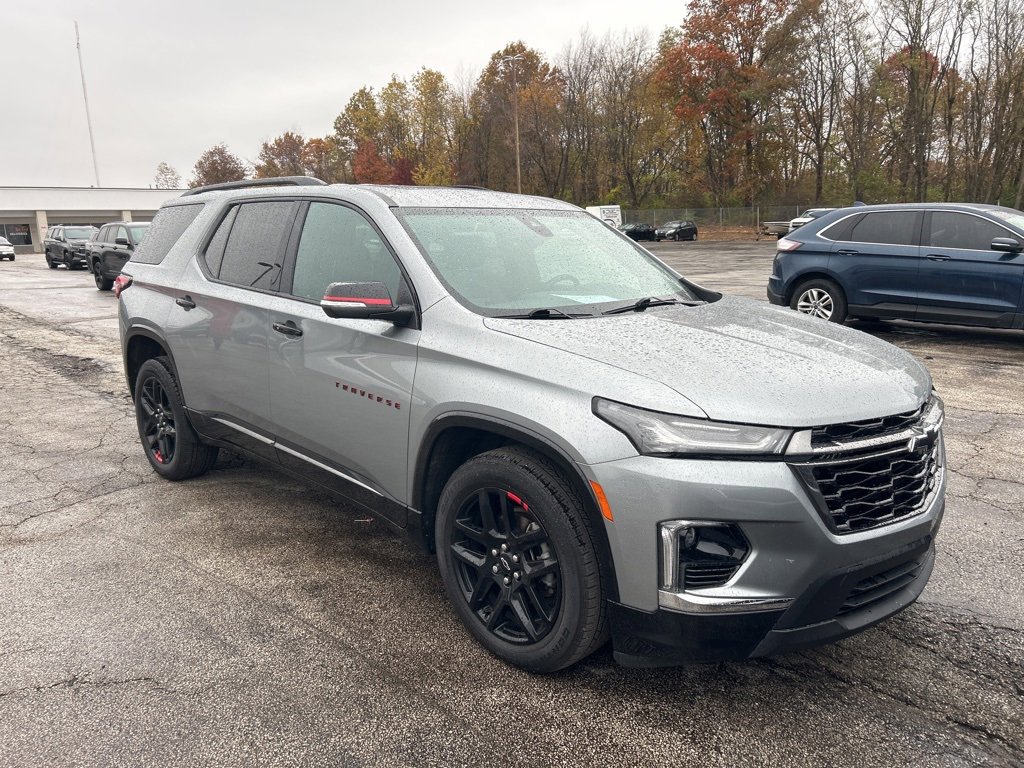 2023 Chevrolet Traverse Premier photo 3