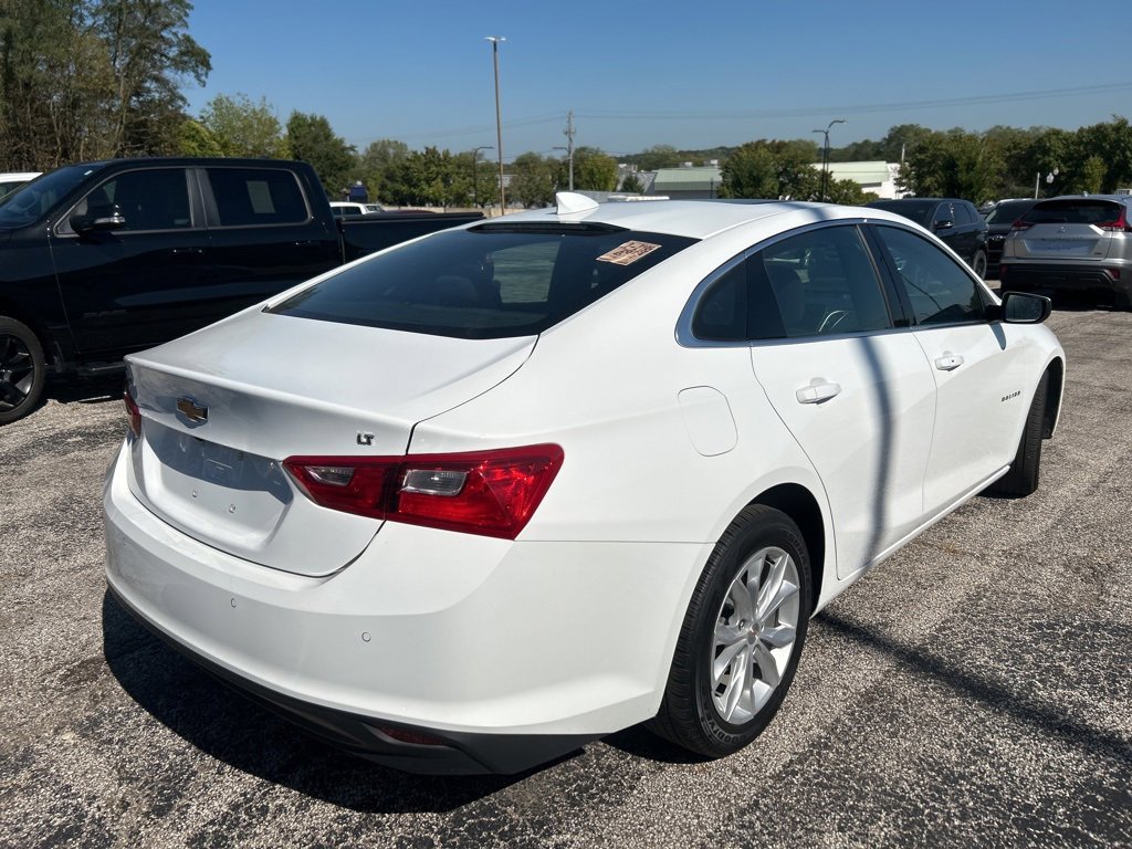 2024 Chevrolet Malibu 1LT photo 4