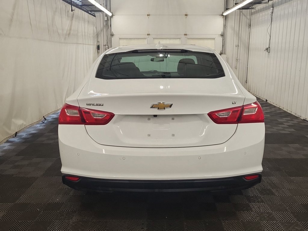 2023 Chevrolet Malibu 1LT photo 3