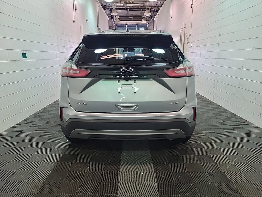 2024 Ford Edge SEL photo 3