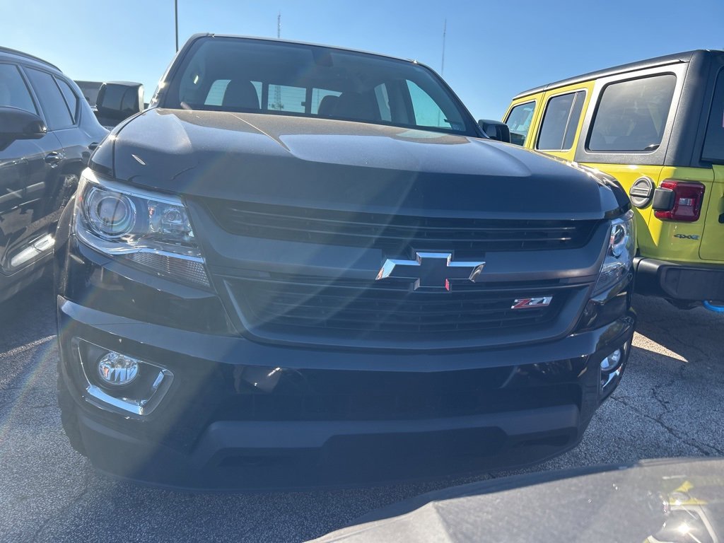2019 Chevrolet Colorado Z71 photo 2