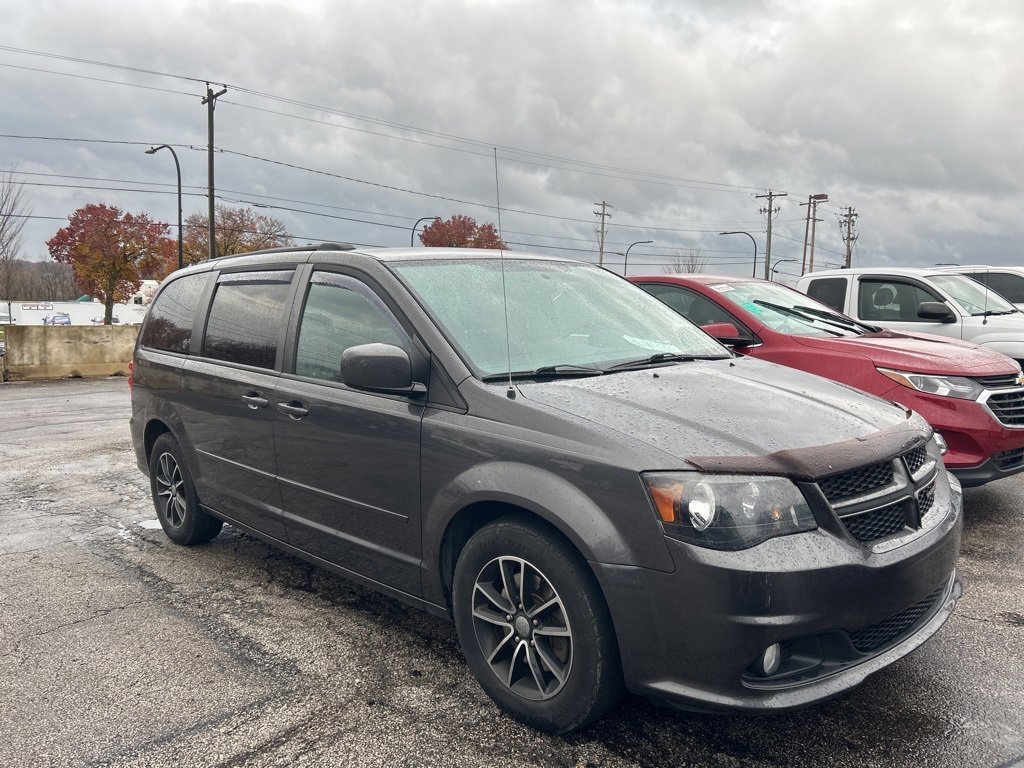 2016 Dodge Grand Caravan R/T photo 2
