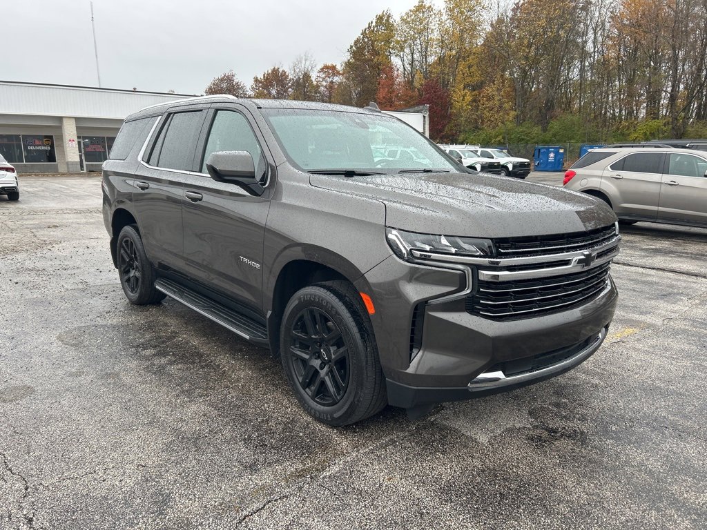 2021 Chevrolet Tahoe LT photo 2