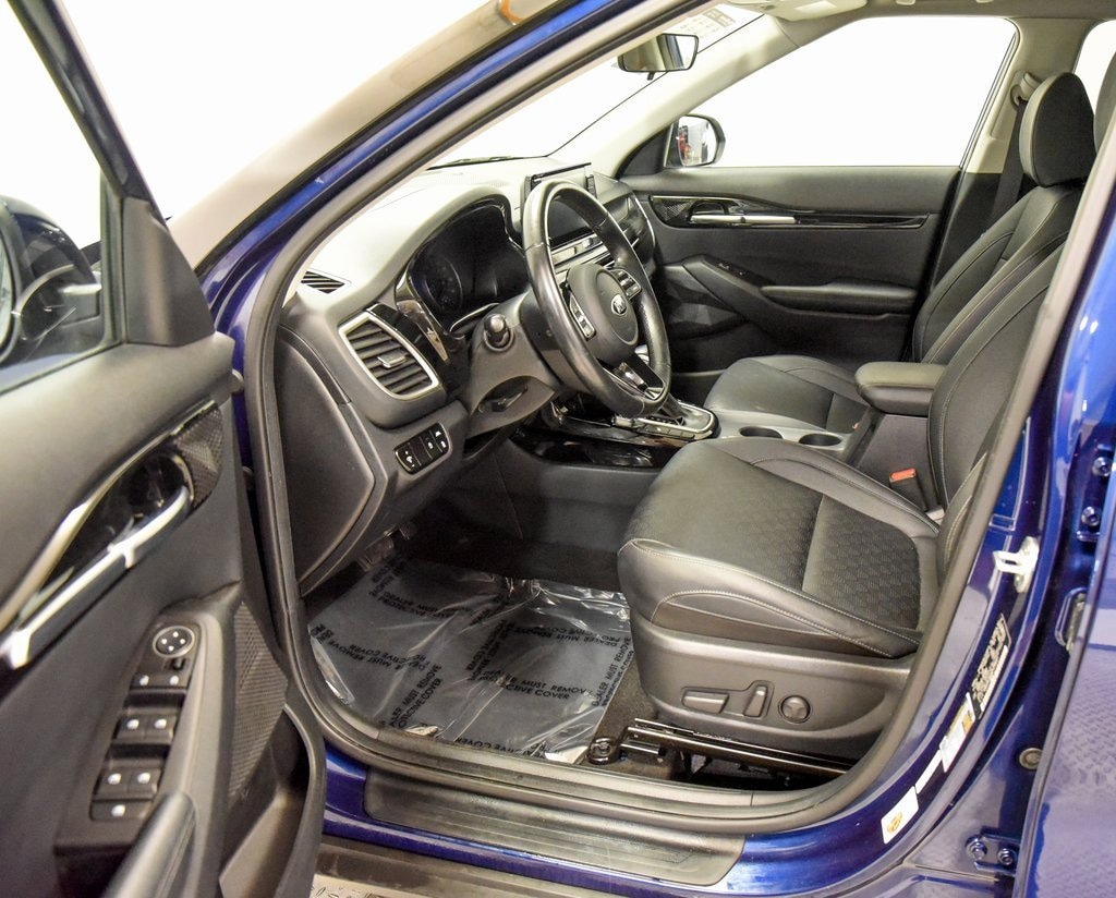 Used 2021 Kia Seltos EX SUV