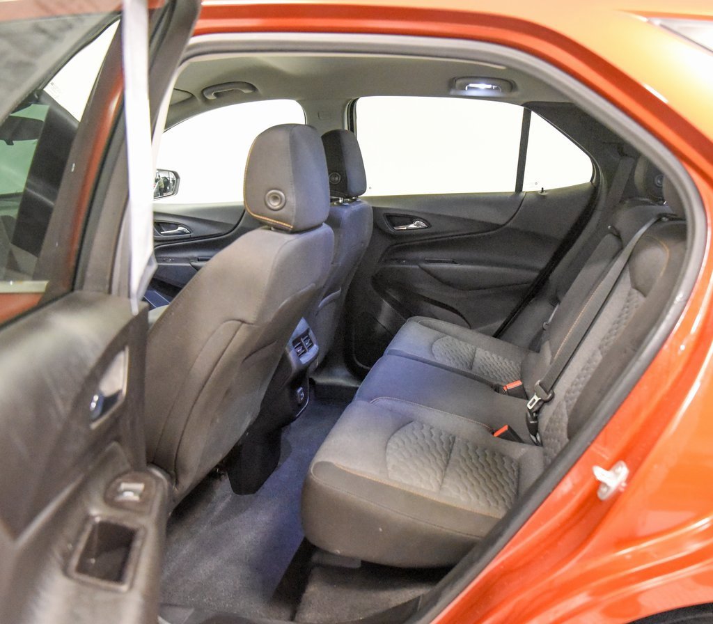 2020 Chevrolet Equinox LT photo 3