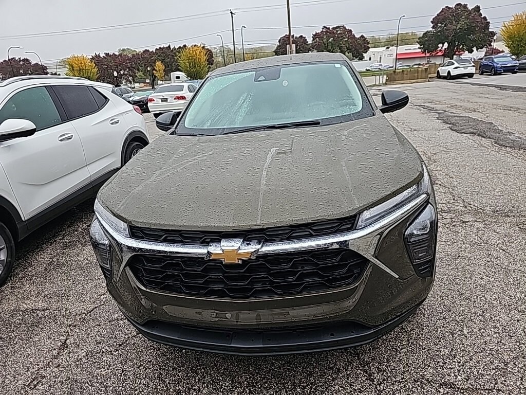 Used 2024 Chevrolet Trax LS SUV