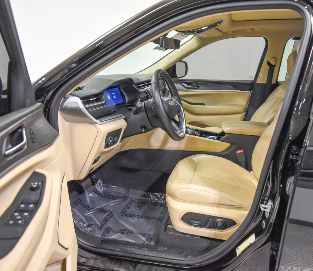 Used 2022 Jeep New Grand Cherokee Limited SUV