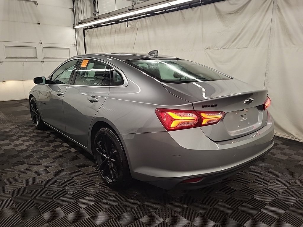 2023 Chevrolet Malibu 1LT photo 2