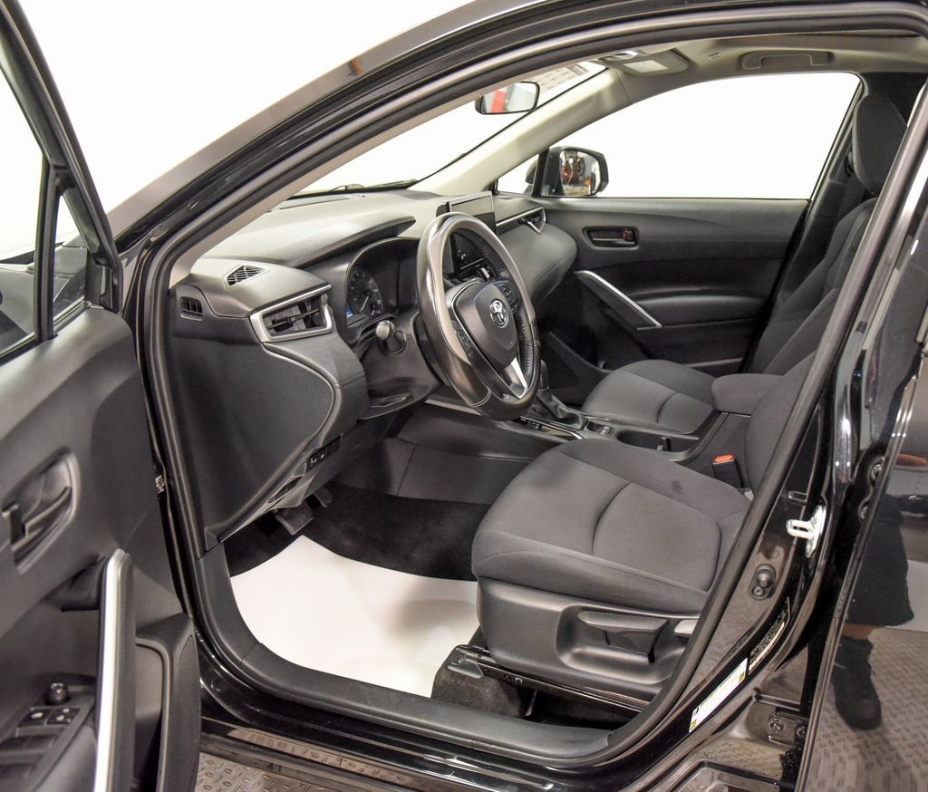 Used 2023 Toyota Corolla Cross LE SUV