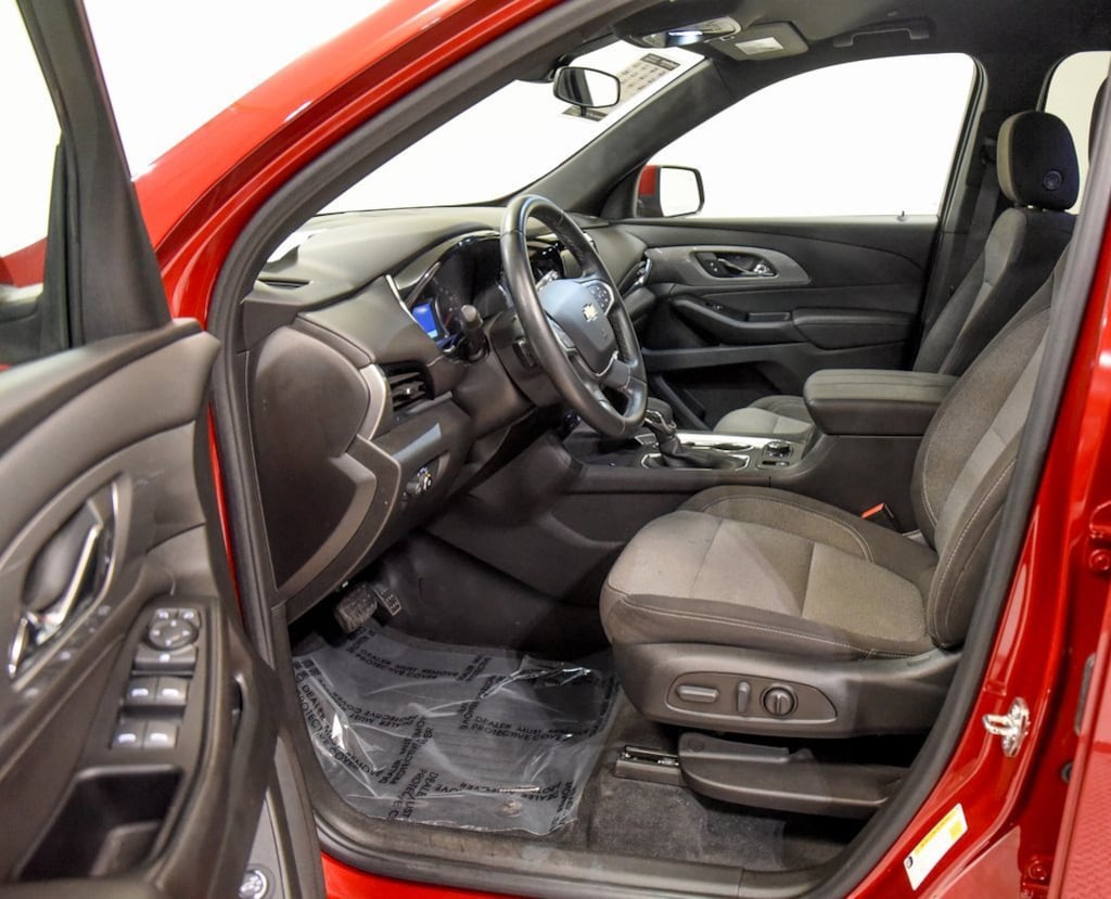 Used 2023 Chevrolet Traverse LT Cloth w/1LT SUV
