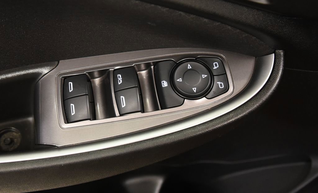 2023 Chevrolet Malibu 1LT - Photo 18