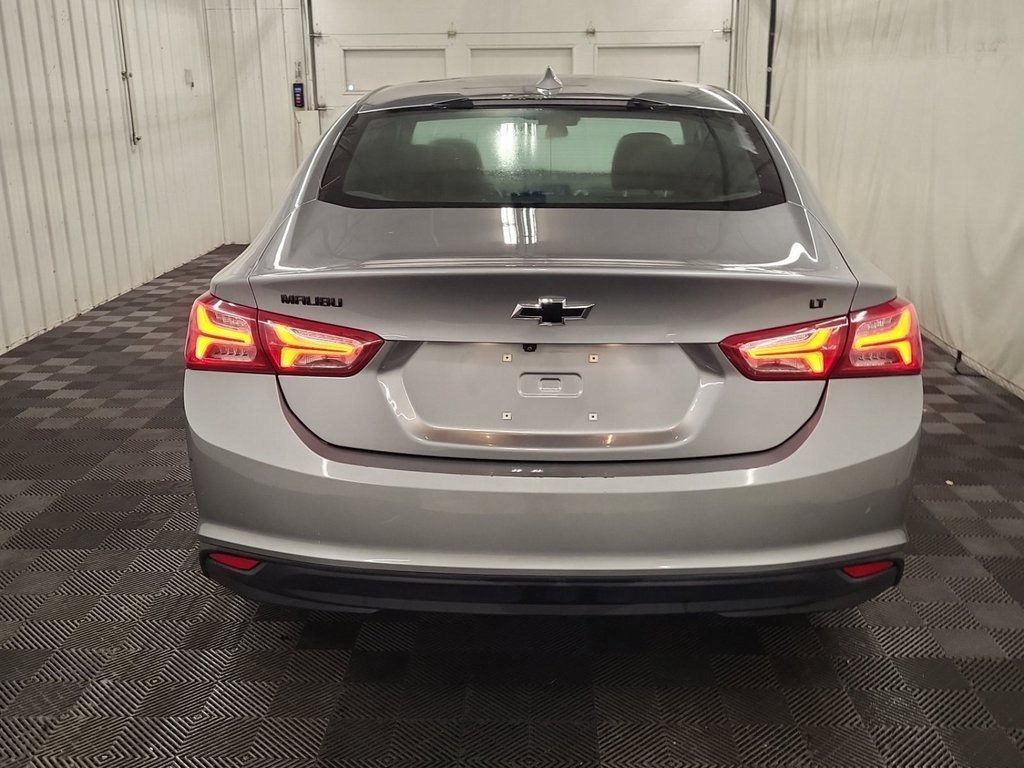 2023 Chevrolet Malibu 1LT photo 3