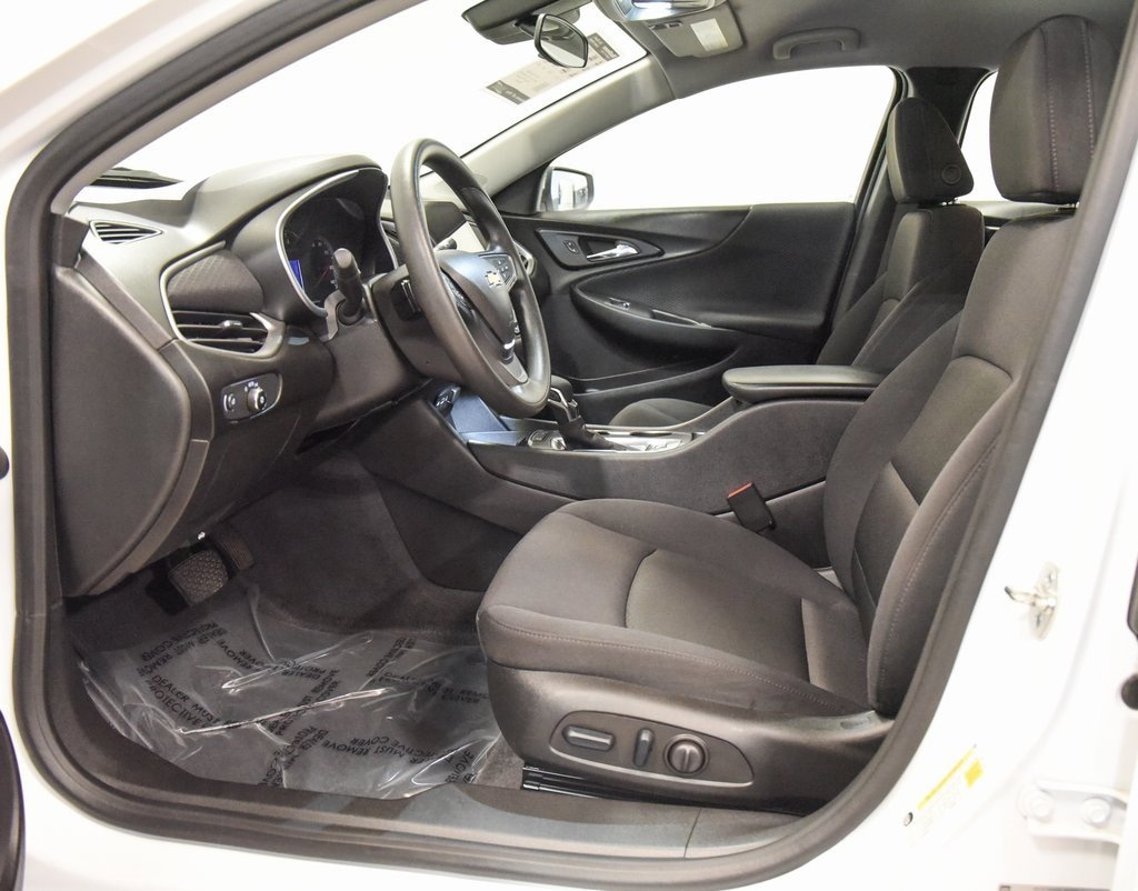 Used 2024 Chevrolet Malibu LS w/1FL Sedan