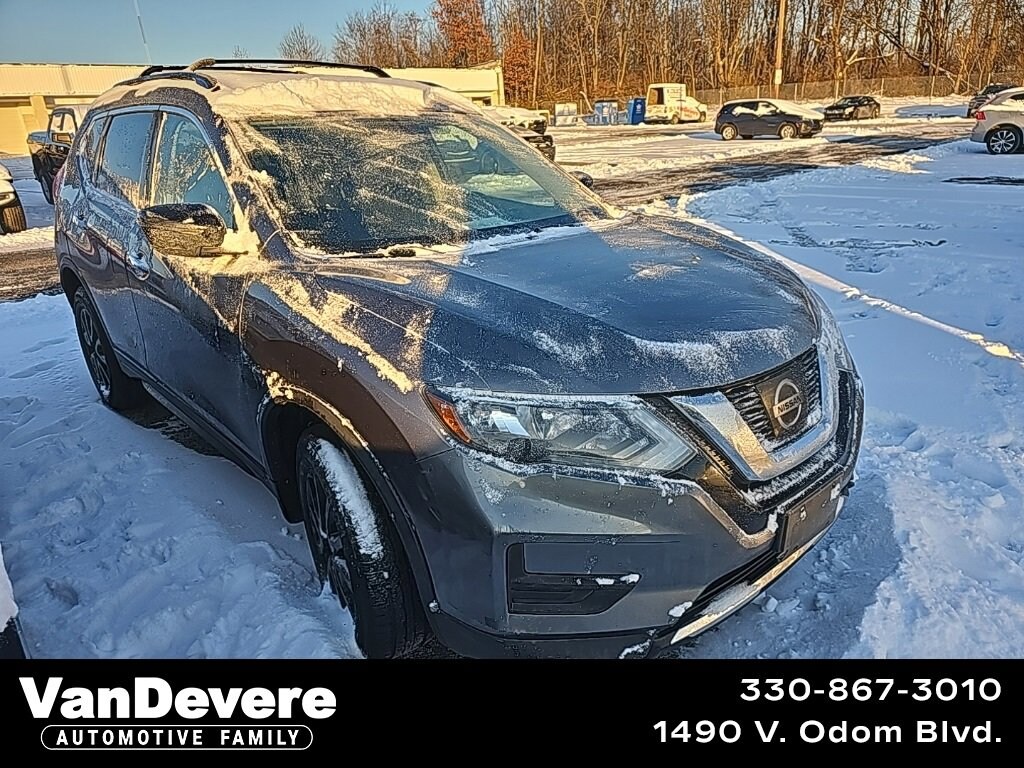 Used 2017 Nissan Rogue SV SUV