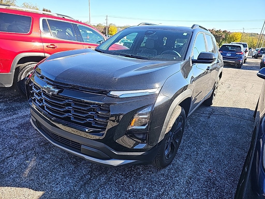 2026 Chevrolet Equinox LT photo 3