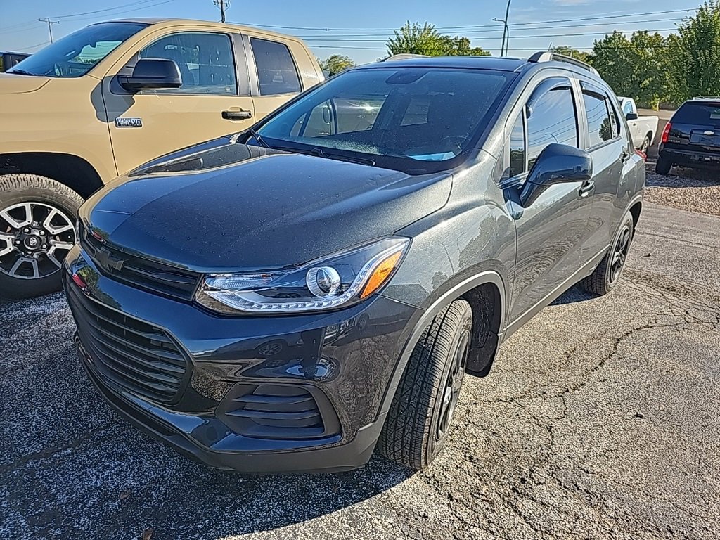 2020 Chevrolet Trax LT photo 3