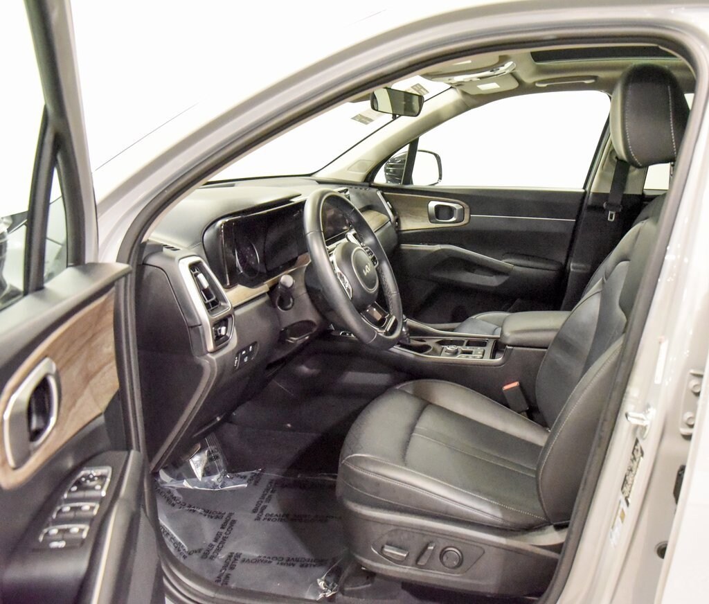 Used 2022 Kia Sorento EX SUV