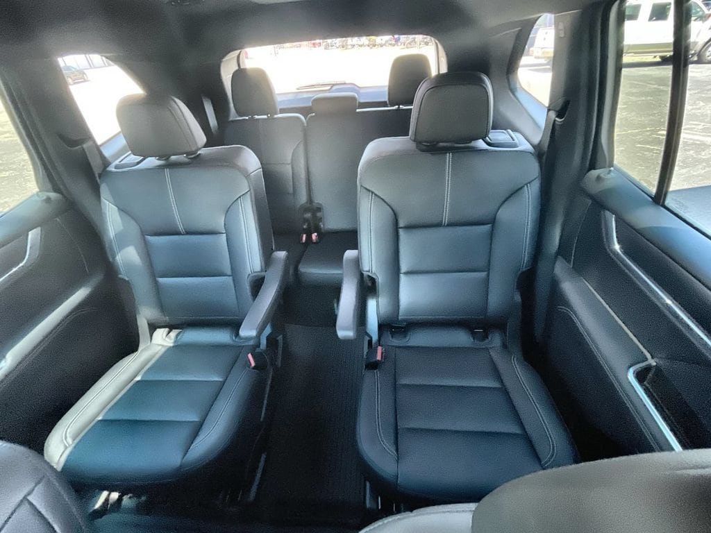 2026 GMC Acadia Elevation - Photo 15