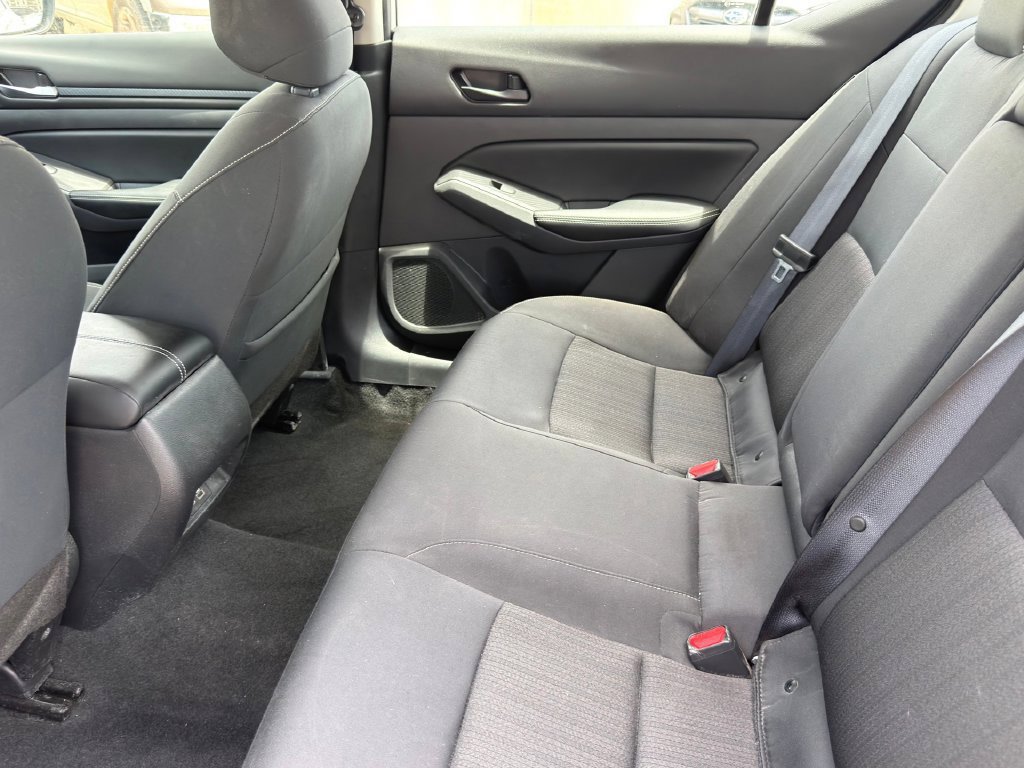 2025 Nissan Altima SV - Photo 27