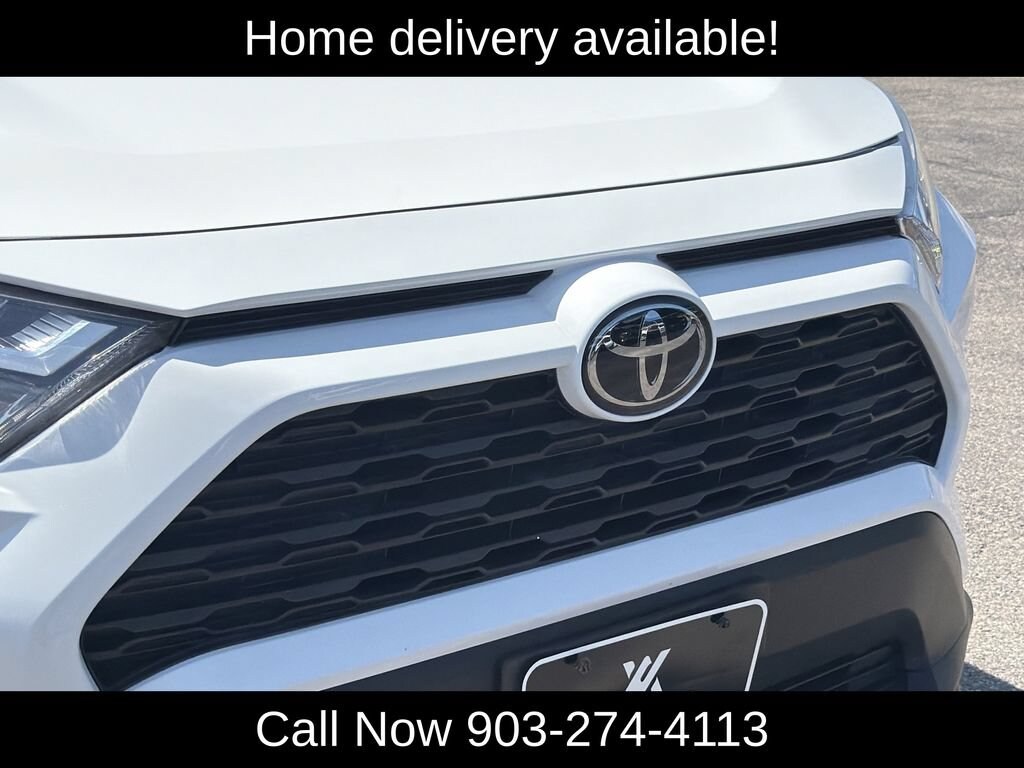 Used 2022 Toyota RAV4 XLE SUV