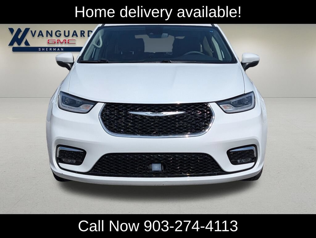 Used 2023 Chrysler Pacifica Touring L