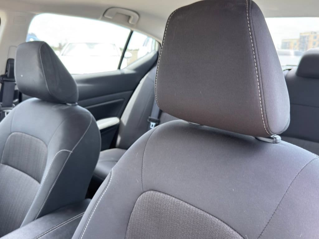 2025 Nissan Altima SV - Photo 13