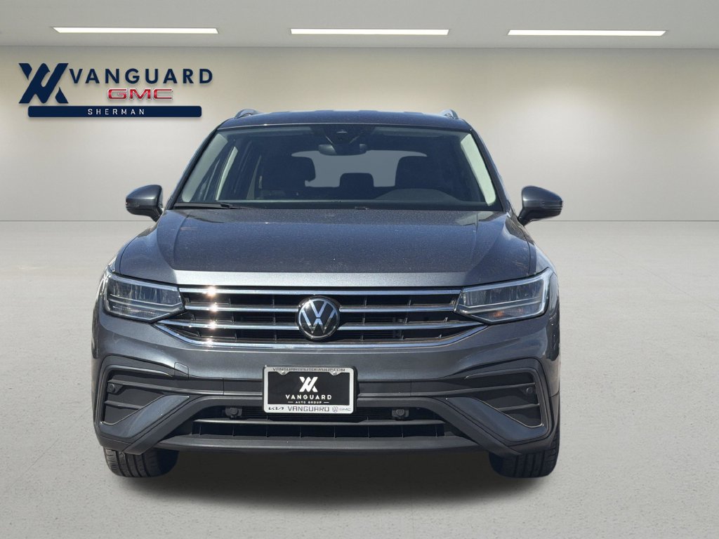 Used 2024 Volkswagen Tiguan SE