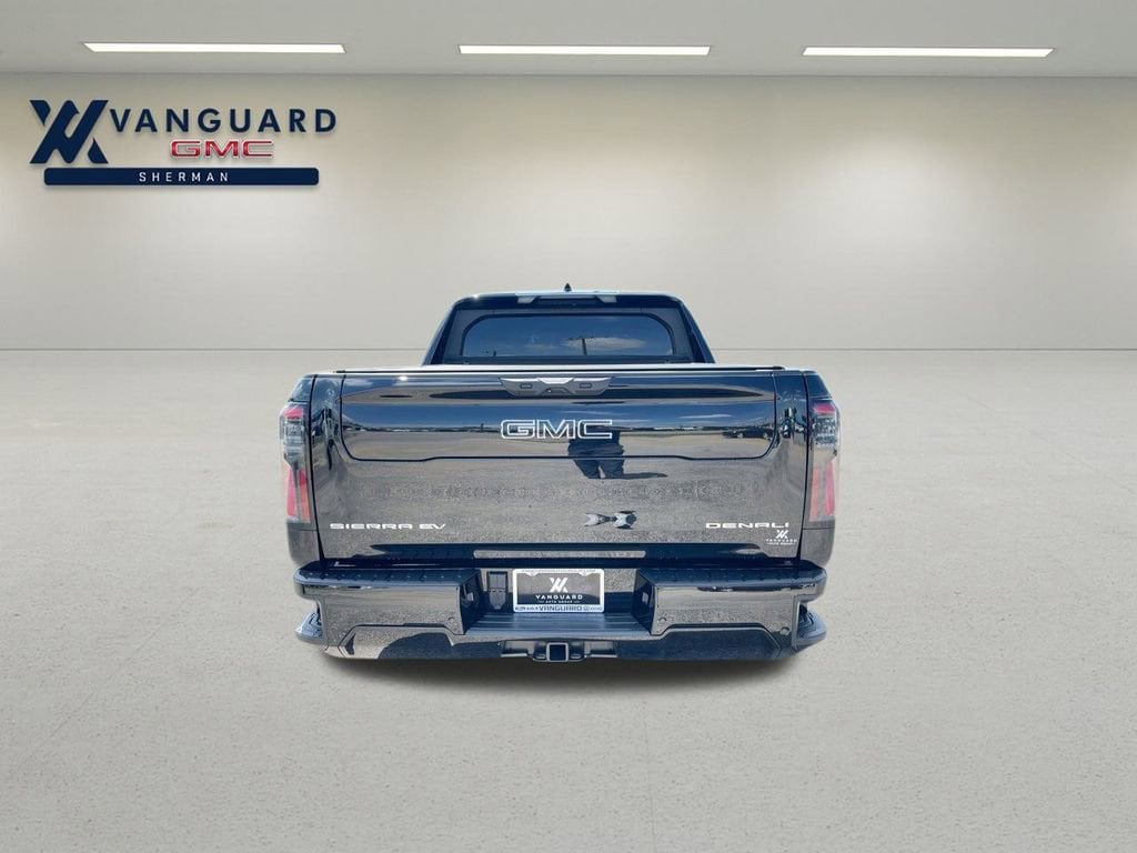 2025 GMC Sierra EV Denali - Photo 7