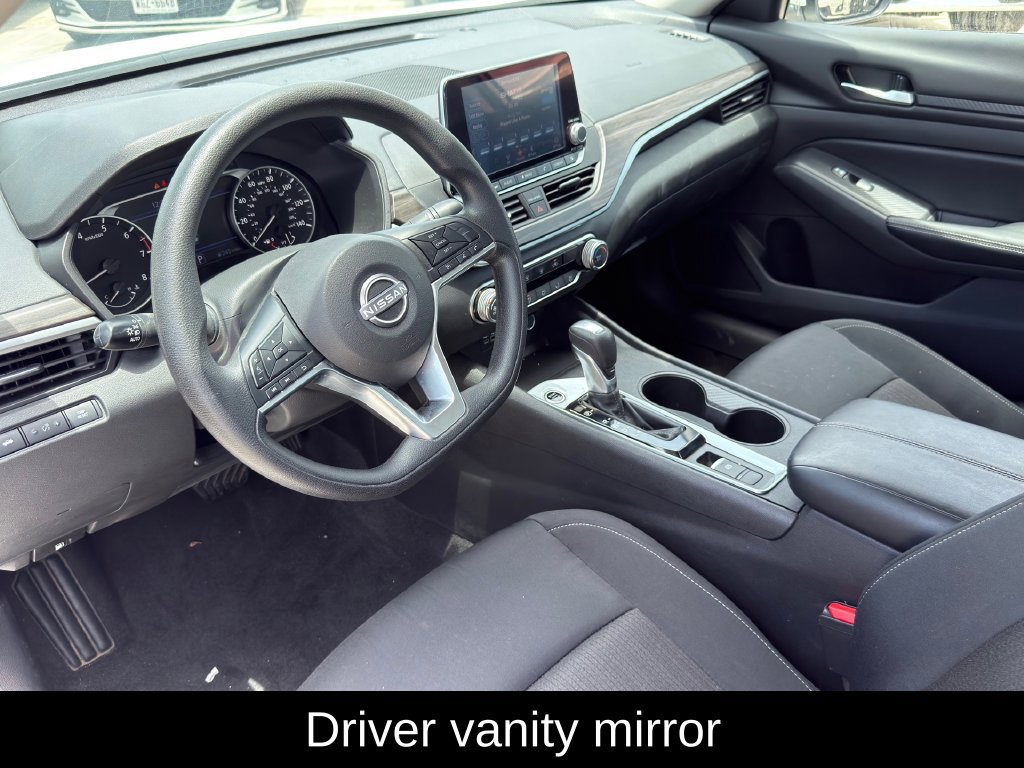 2025 Nissan Altima SV - Photo 8