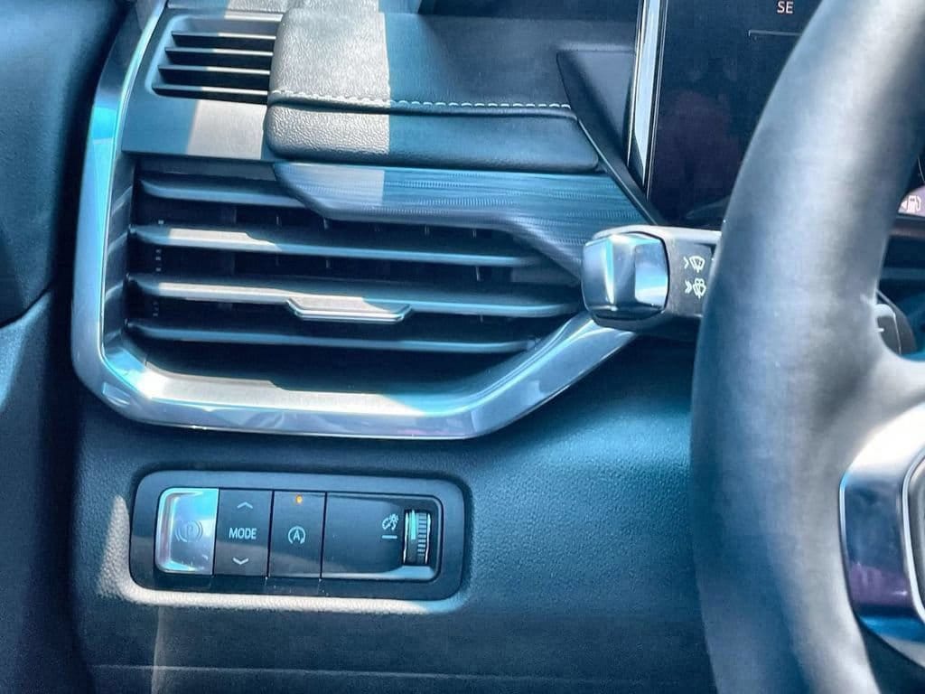 2026 GMC Acadia Elevation - Photo 46