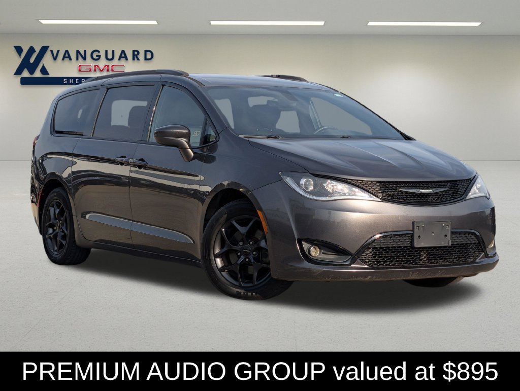 Used 2018 Chrysler Pacifica Touring L with VIN 2C4RC1BG3JR163487 for sale in Sherman, TX
