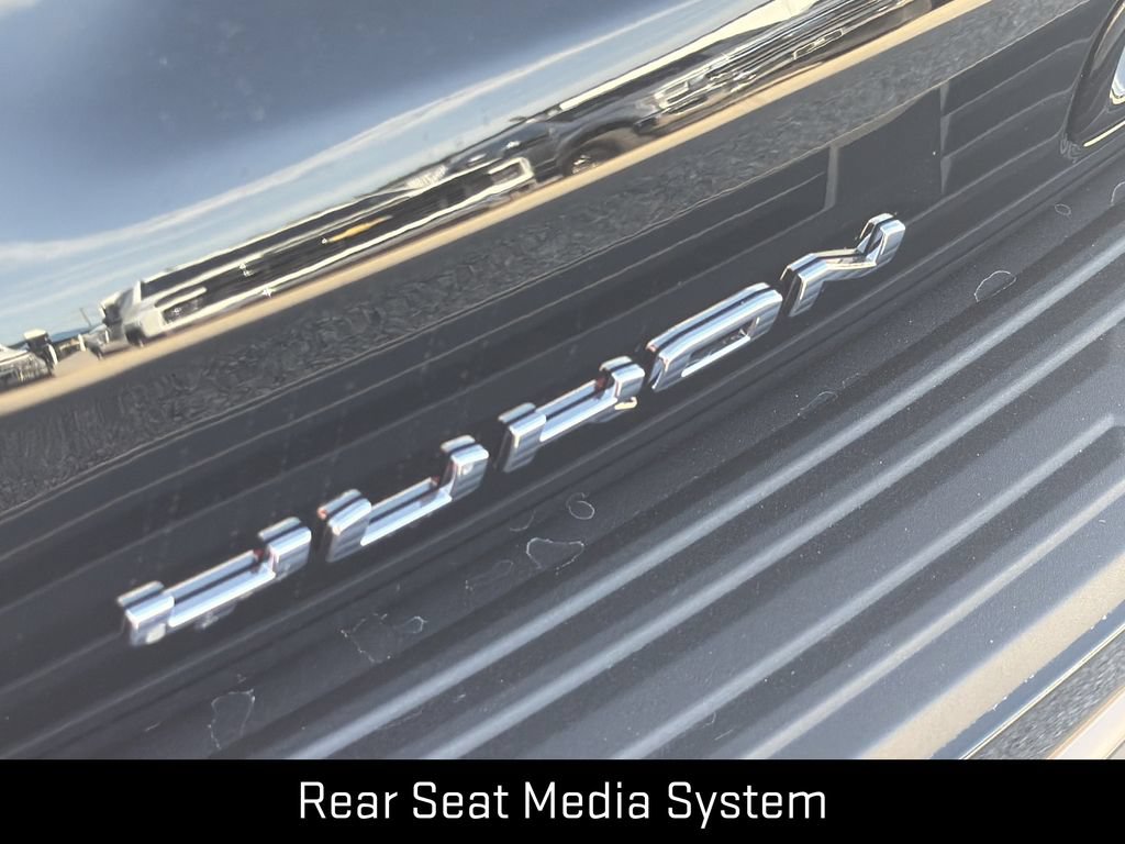 2026 GMC Yukon XL AT4 Ultimate - Photo 7