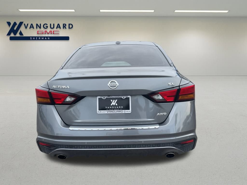 2022 Nissan Altima SL photo 4