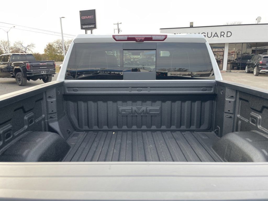 2026 GMC Sierra 1500 AT4X - Photo 24