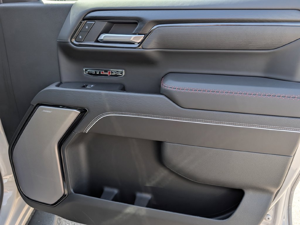 2026 GMC Sierra 1500 AT4X - Photo 37