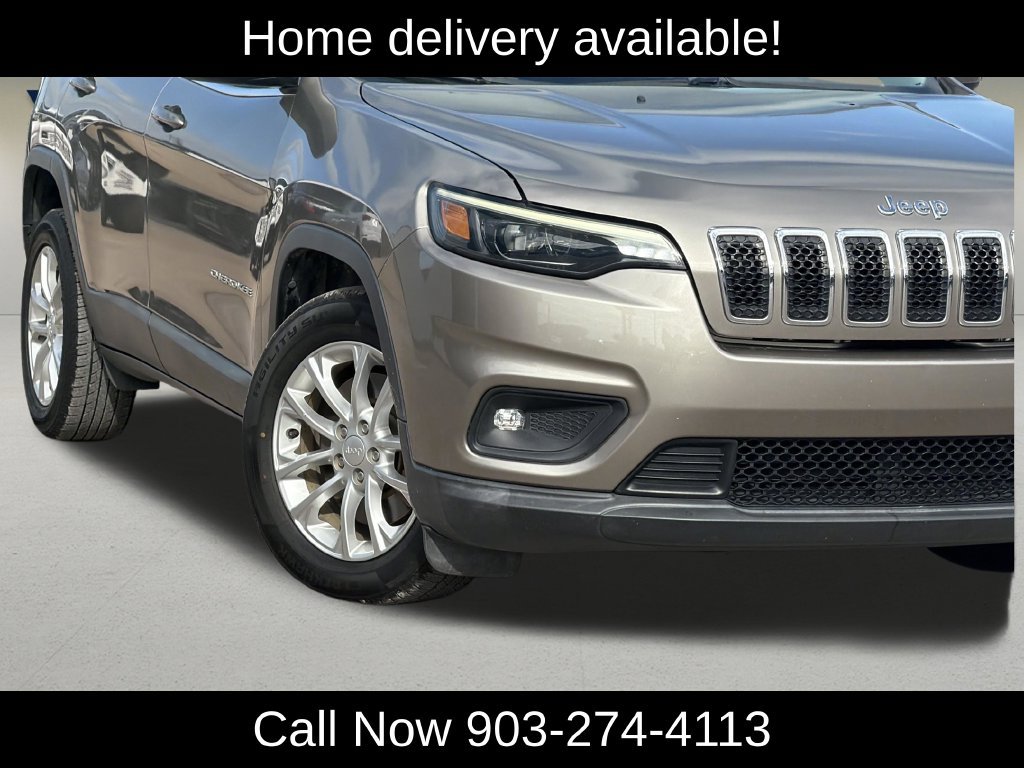 Used 2019 Jeep Cherokee Latitude with VIN 1C4PJLCB0KD290813 for sale in Sherman, TX