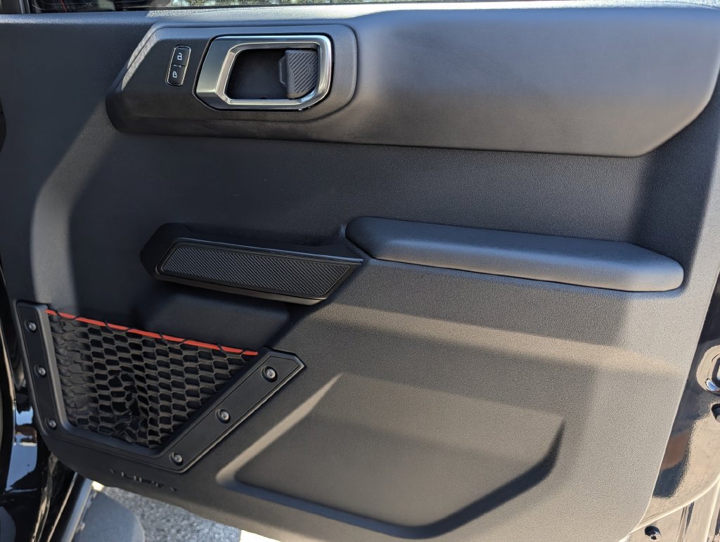 2022 Ford Bronco 4-Door Raptor - Photo 37