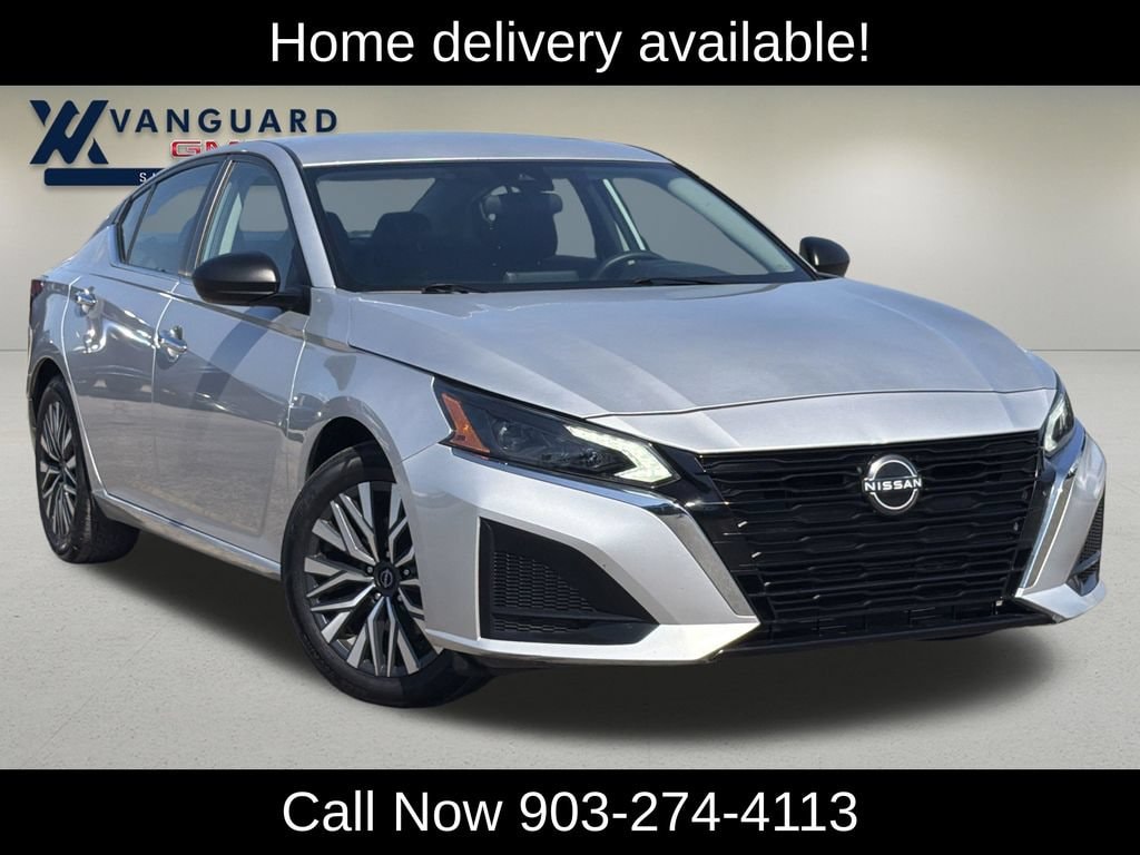 Used 2024 Nissan Altima 2.5 SV