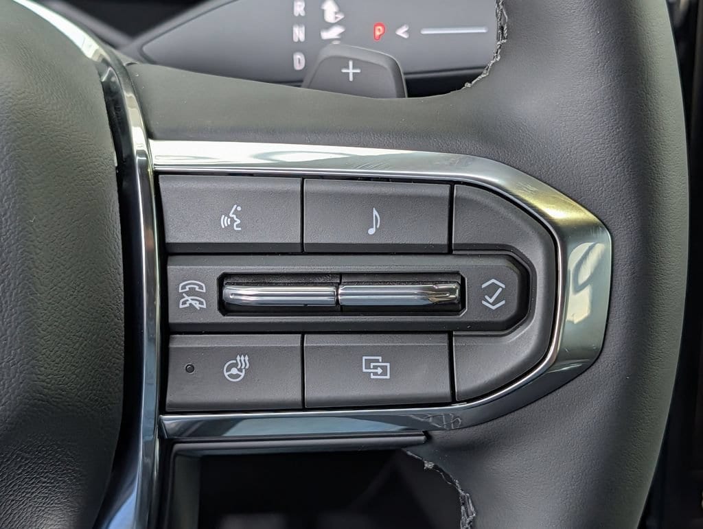 2026 GMC Acadia Elevation - Photo 19