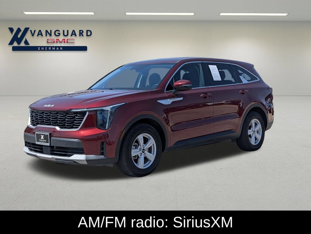 Used 2024 Kia Sorento LX SUV