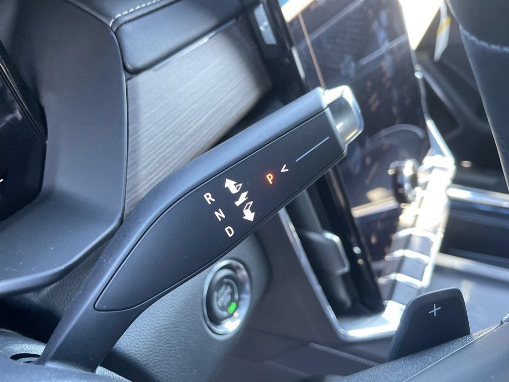 2026 GMC Acadia Denali - Photo 25